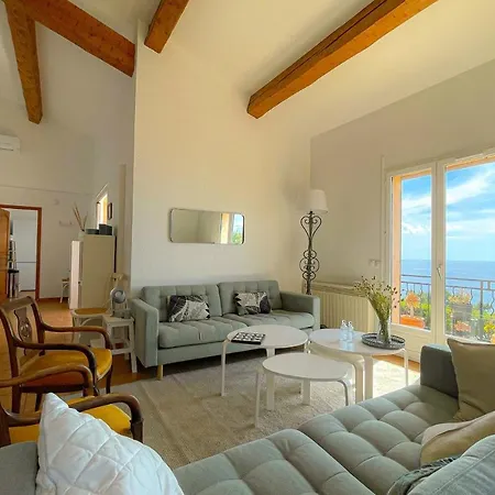 Villa Family With Unique Sea View For 11people Saint-Raphael (Var)