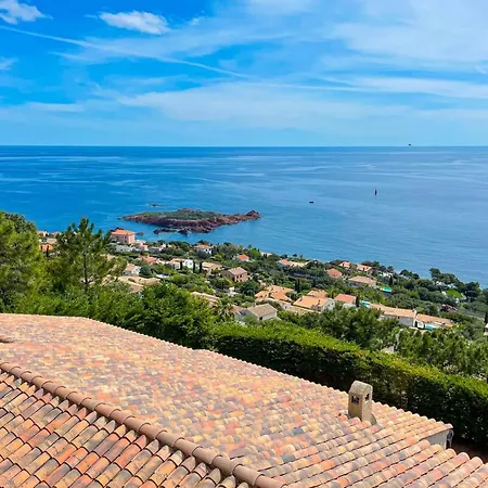 Family With Unique Sea View For 11people Villa