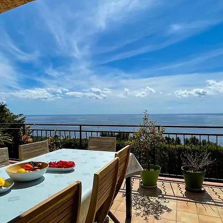 Family With Unique Sea View For 11people * Saint-Raphael (Var)