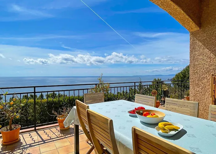 Villa Sea-view For 11 Guests With A Heated Infinity Pool *